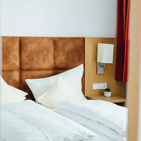 Garni Noval Hotel 3*