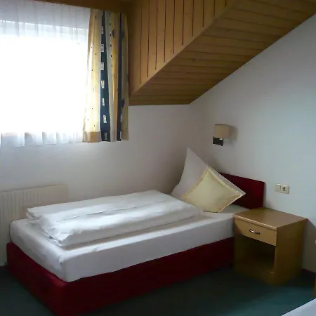 Garni Noval Hotel